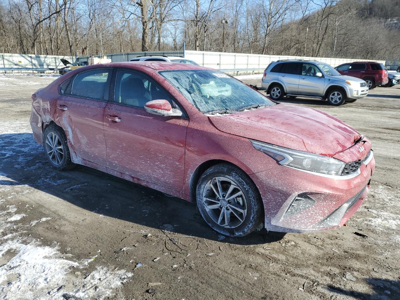 Photo 3 VIN: 3KPF24AD0PE569218 - KIA FORTE 