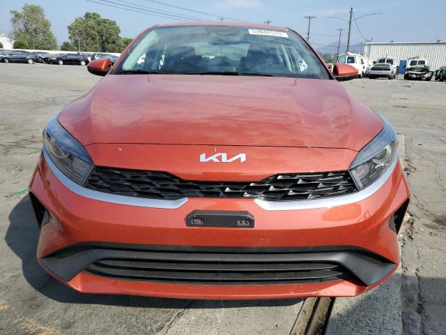 Photo 4 VIN: 3KPF24AD0PE580400 - KIA FORTE LX 