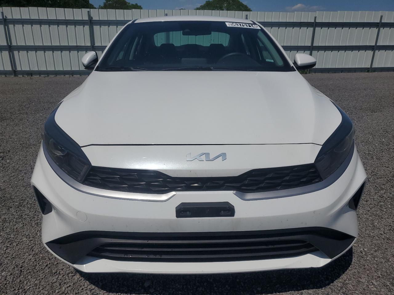 Photo 4 VIN: 3KPF24AD0PE589808 - KIA FORTE 