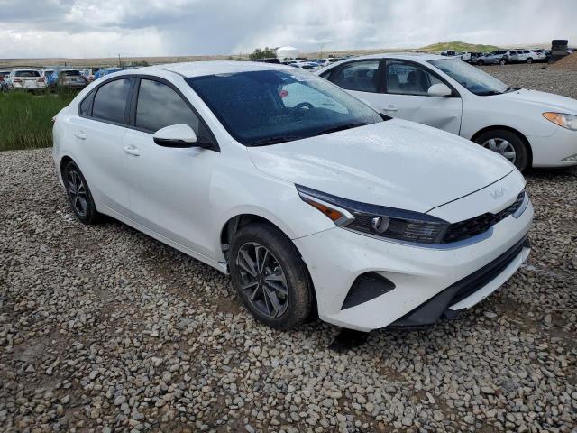 Photo 3 VIN: 3KPF24AD0PE609040 - KIA FORTE 