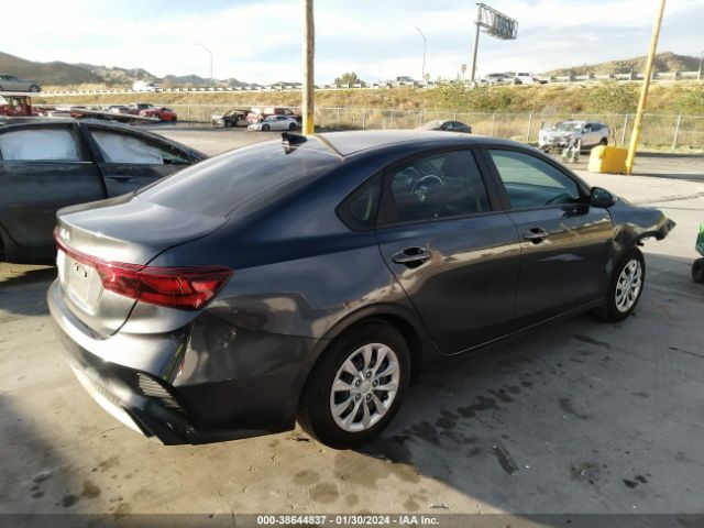 Photo 3 VIN: 3KPF24AD0PE609135 - KIA FORTE 