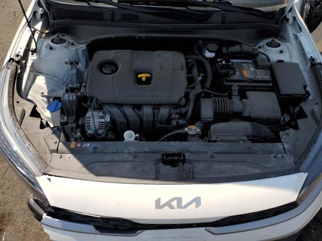 Photo 10 VIN: 3KPF24AD0PE637341 - KIA FORTE LX 