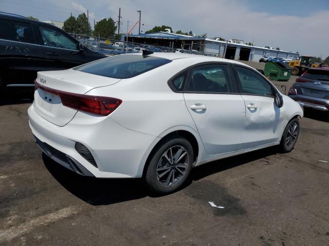 Photo 2 VIN: 3KPF24AD0PE637341 - KIA FORTE LX 