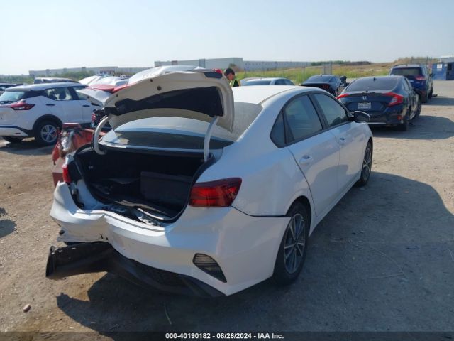 Photo 3 VIN: 3KPF24AD0RE716978 - KIA FORTE 