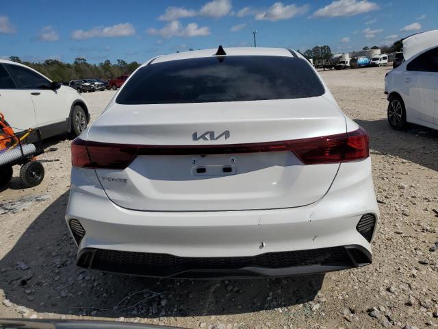 Photo 5 VIN: 3KPF24AD0RE739239 - KIA FORTE 