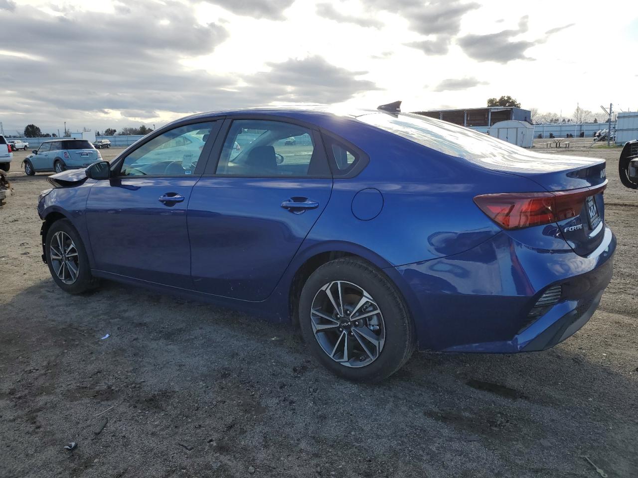 Photo 1 VIN: 3KPF24AD0RE740827 - KIA FORTE 