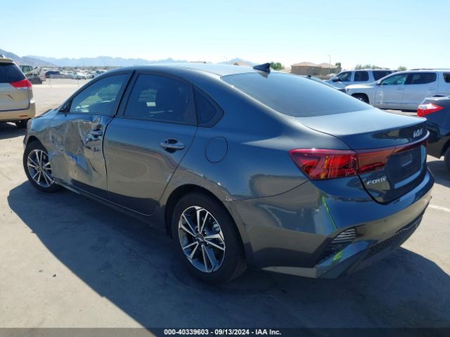 Photo 2 VIN: 3KPF24AD0RE748667 - KIA FORTE 