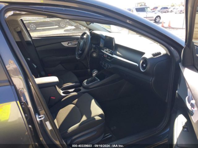 Photo 4 VIN: 3KPF24AD0RE748667 - KIA FORTE 