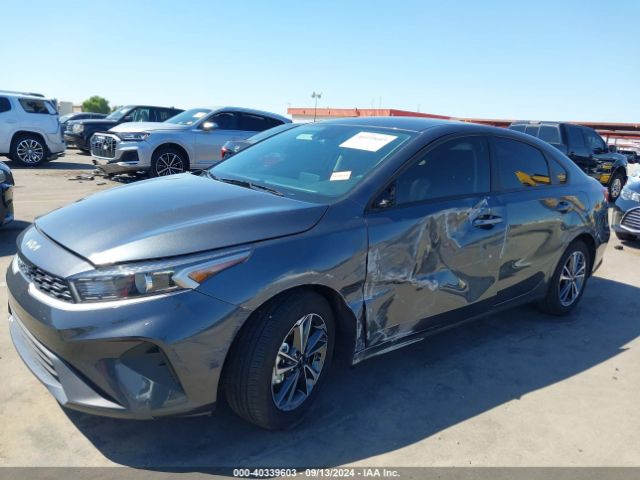 Photo 5 VIN: 3KPF24AD0RE748667 - KIA FORTE 