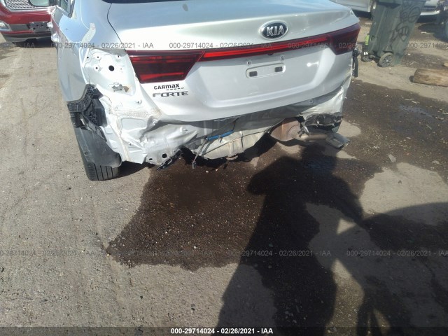 Photo 5 VIN: 3KPF24AD1KE006283 - KIA FORTE 