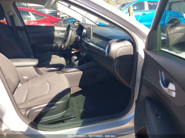 Photo 4 VIN: 3KPF24AD1KE032642 - KIA FORTE 