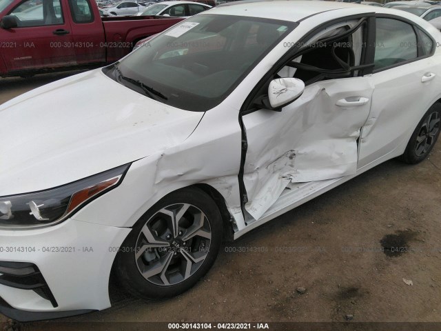 Photo 5 VIN: 3KPF24AD1KE072851 - KIA FORTE 