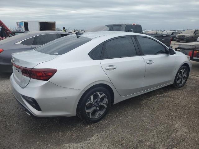 Photo 2 VIN: 3KPF24AD1KE096079 - KIA FORTE FE 