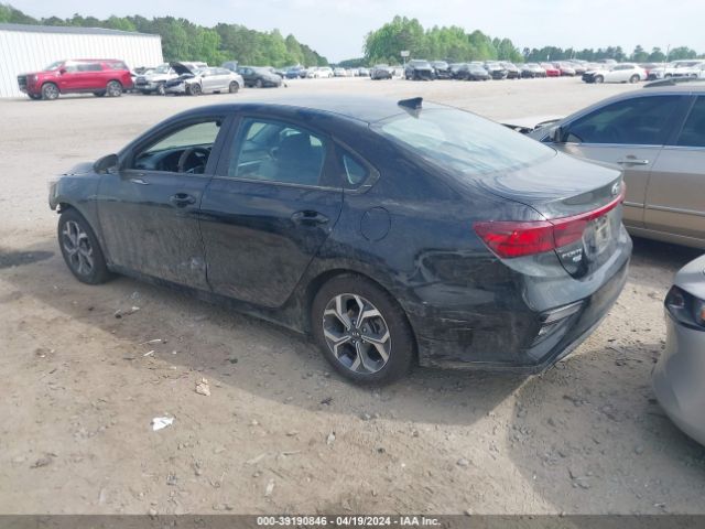 Photo 2 VIN: 3KPF24AD1KE106688 - KIA FORTE 