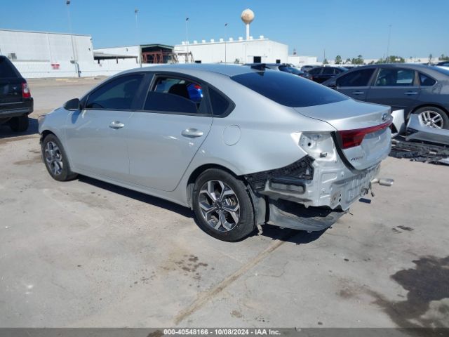 Photo 2 VIN: 3KPF24AD1KE136774 - KIA FORTE 