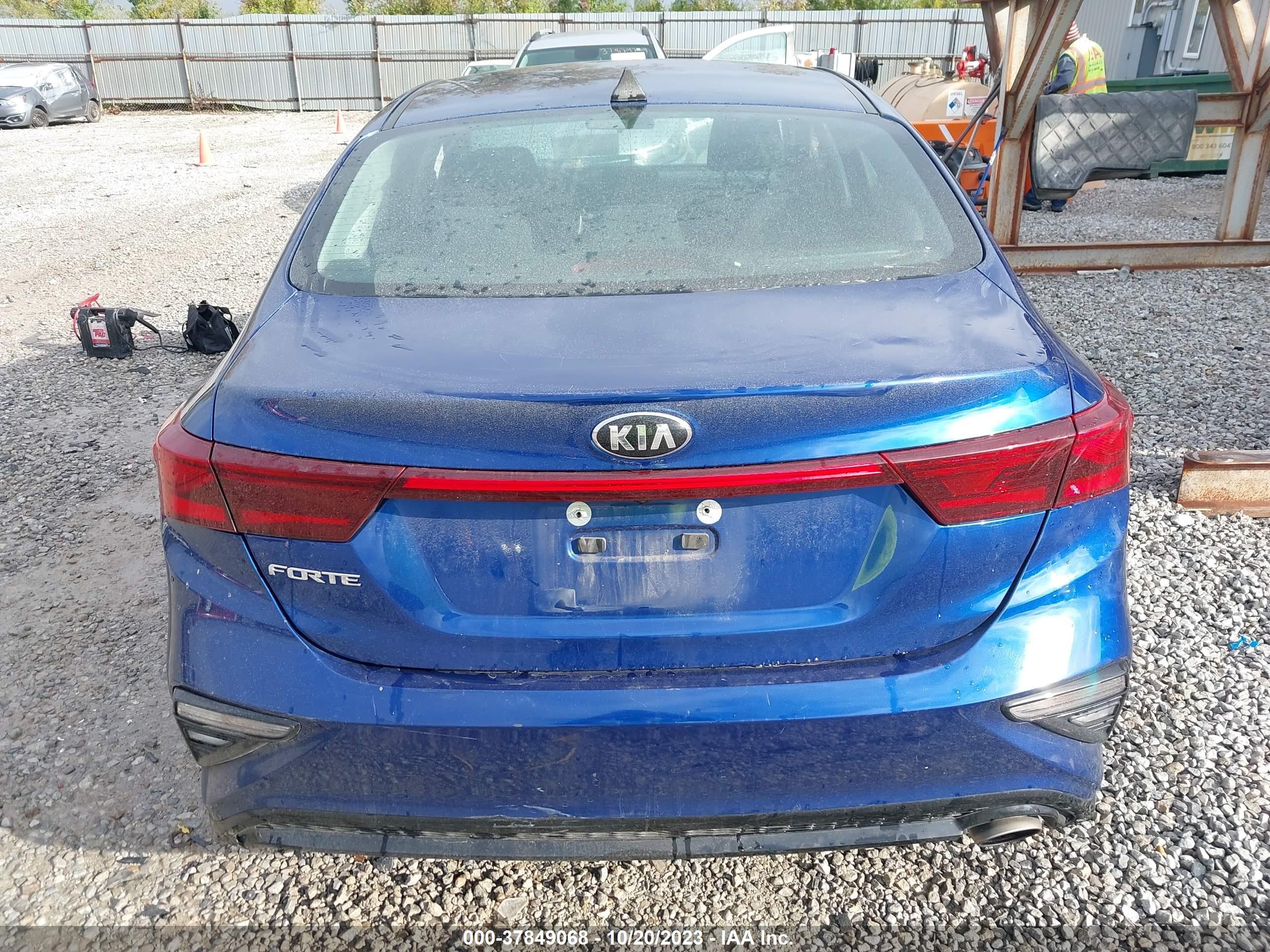 Photo 15 VIN: 3KPF24AD1LE160560 - KIA FORTE 