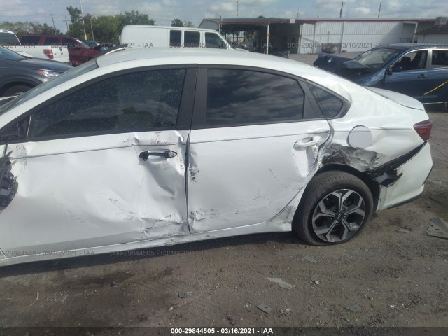 Photo 5 VIN: 3KPF24AD1LE214455 - KIA FORTE 