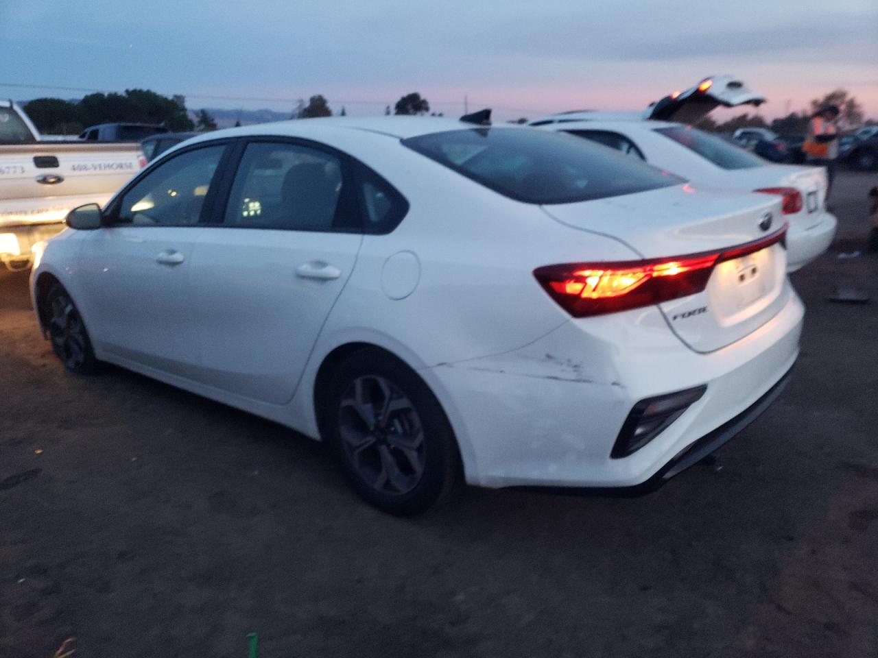 Photo 1 VIN: 3KPF24AD1LE217114 - KIA FORTE 