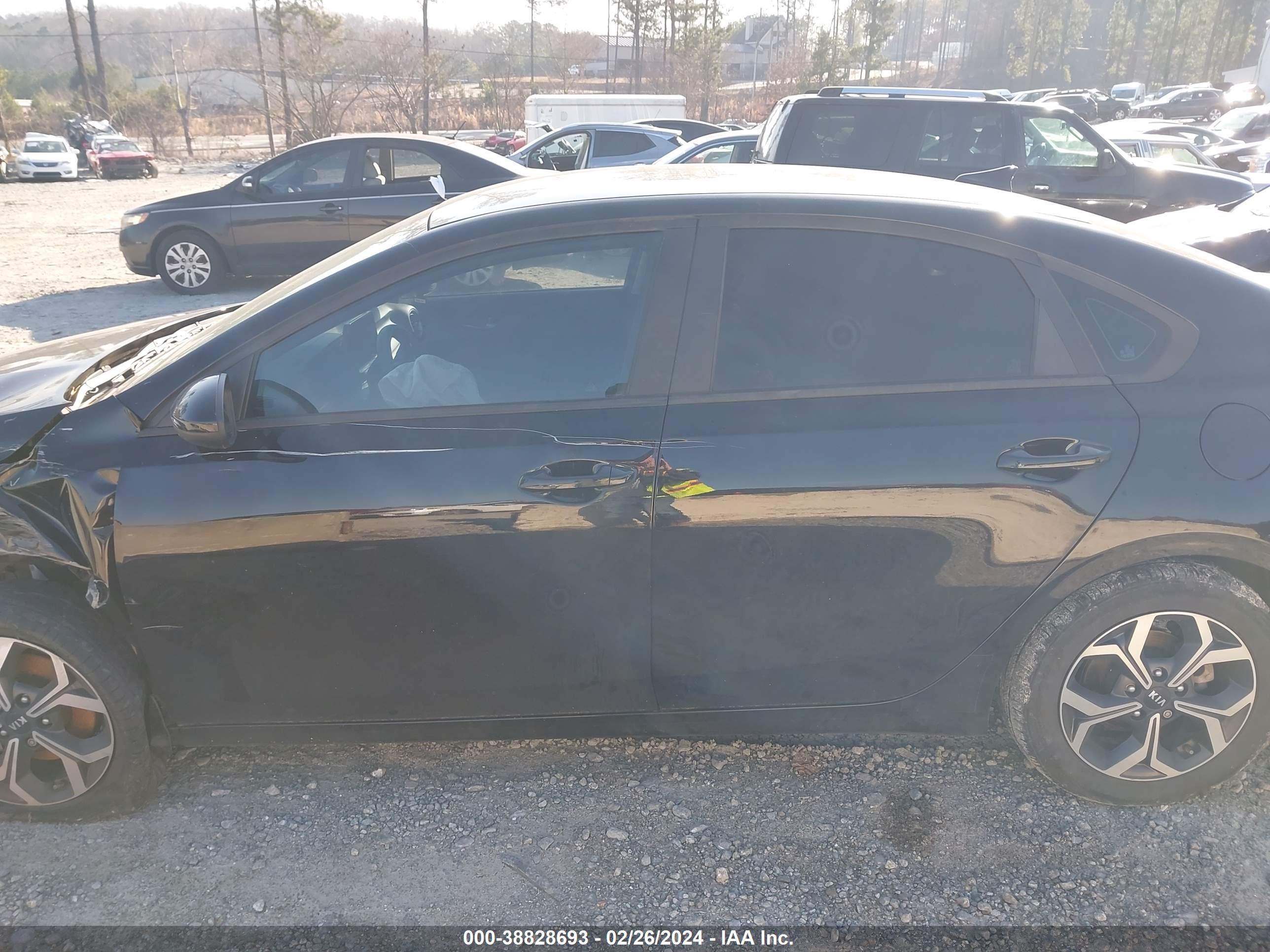 Photo 13 VIN: 3KPF24AD1LE220370 - KIA FORTE 