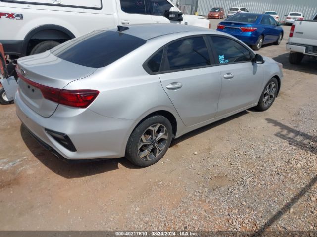 Photo 3 VIN: 3KPF24AD1ME267237 - KIA FORTE 