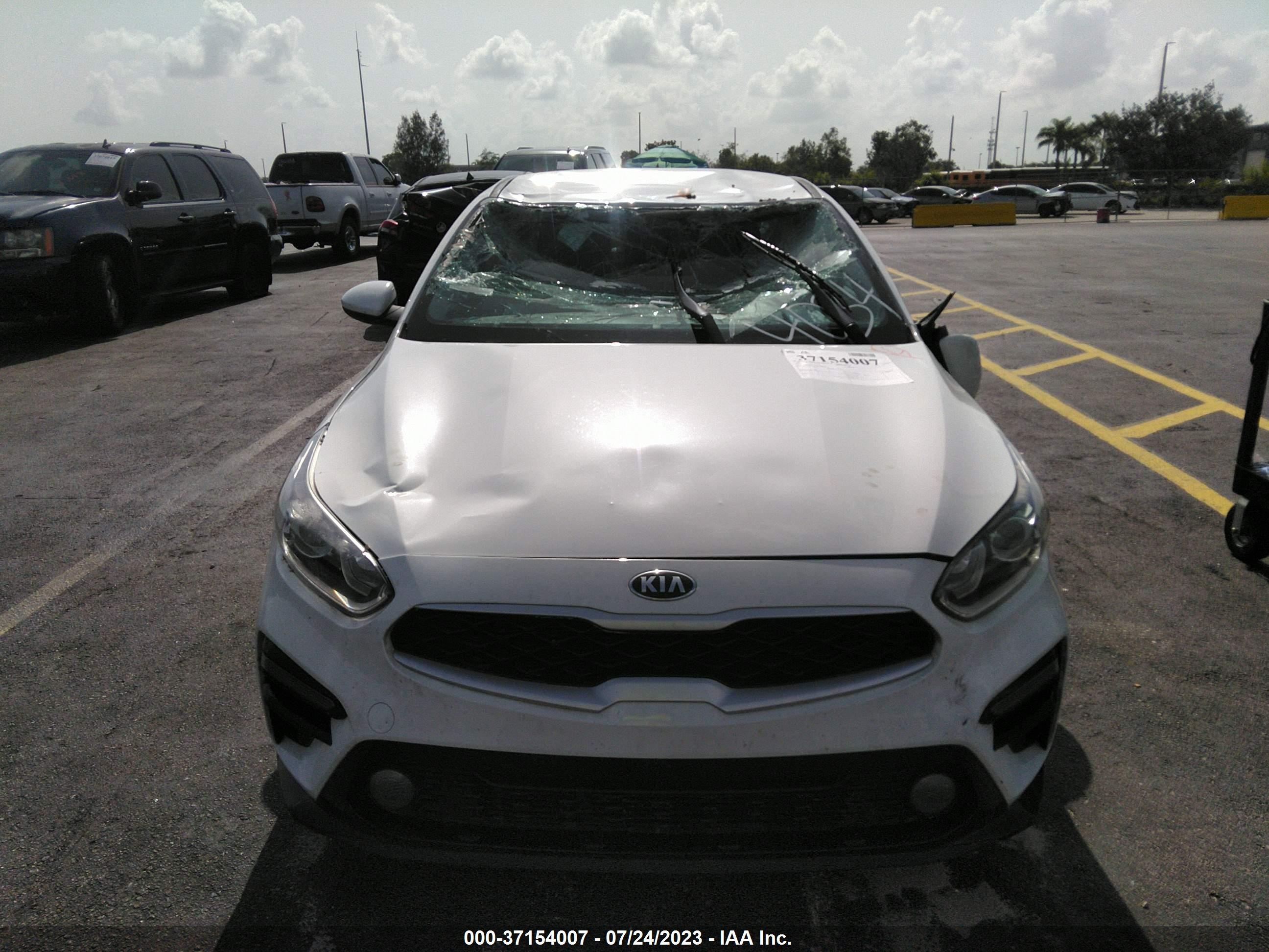 Photo 5 VIN: 3KPF24AD1ME294034 - KIA FORTE 