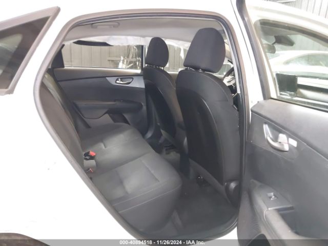 Photo 7 VIN: 3KPF24AD1ME325850 - KIA FORTE 