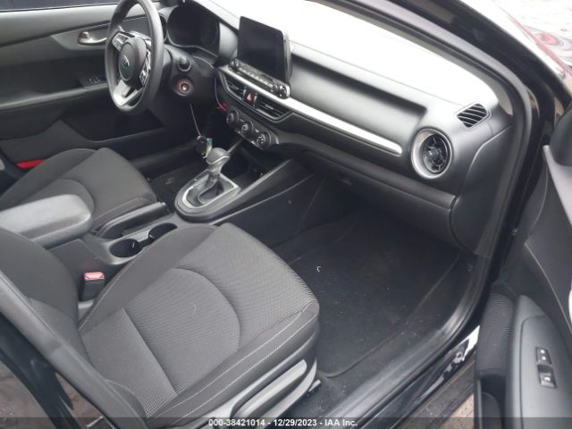 Photo 4 VIN: 3KPF24AD1ME338369 - KIA FORTE 