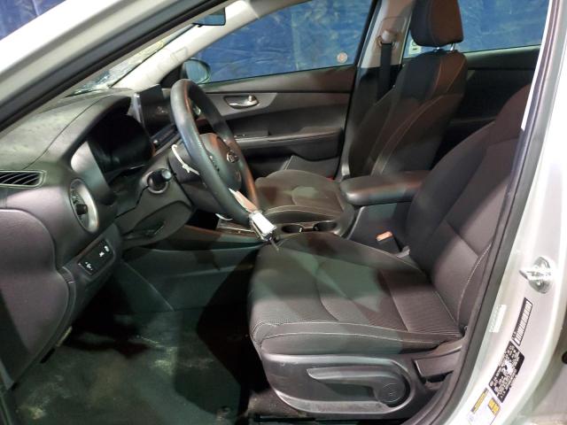 Photo 6 VIN: 3KPF24AD1ME348755 - KIA FORTE 