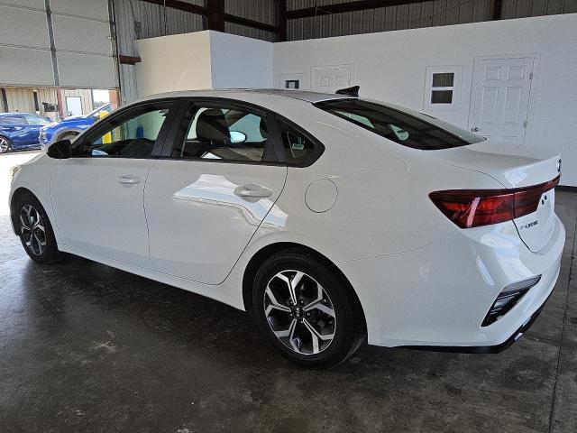 Photo 1 VIN: 3KPF24AD1ME353065 - KIA FORTE FE 