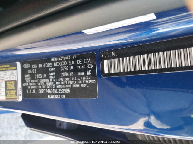 Photo 8 VIN: 3KPF24AD1ME353986 - KIA FORTE 