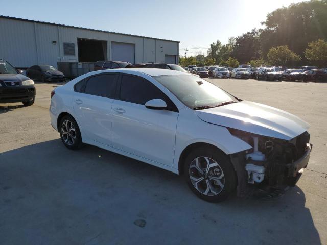 Photo 3 VIN: 3KPF24AD1ME357763 - KIA FORTE 