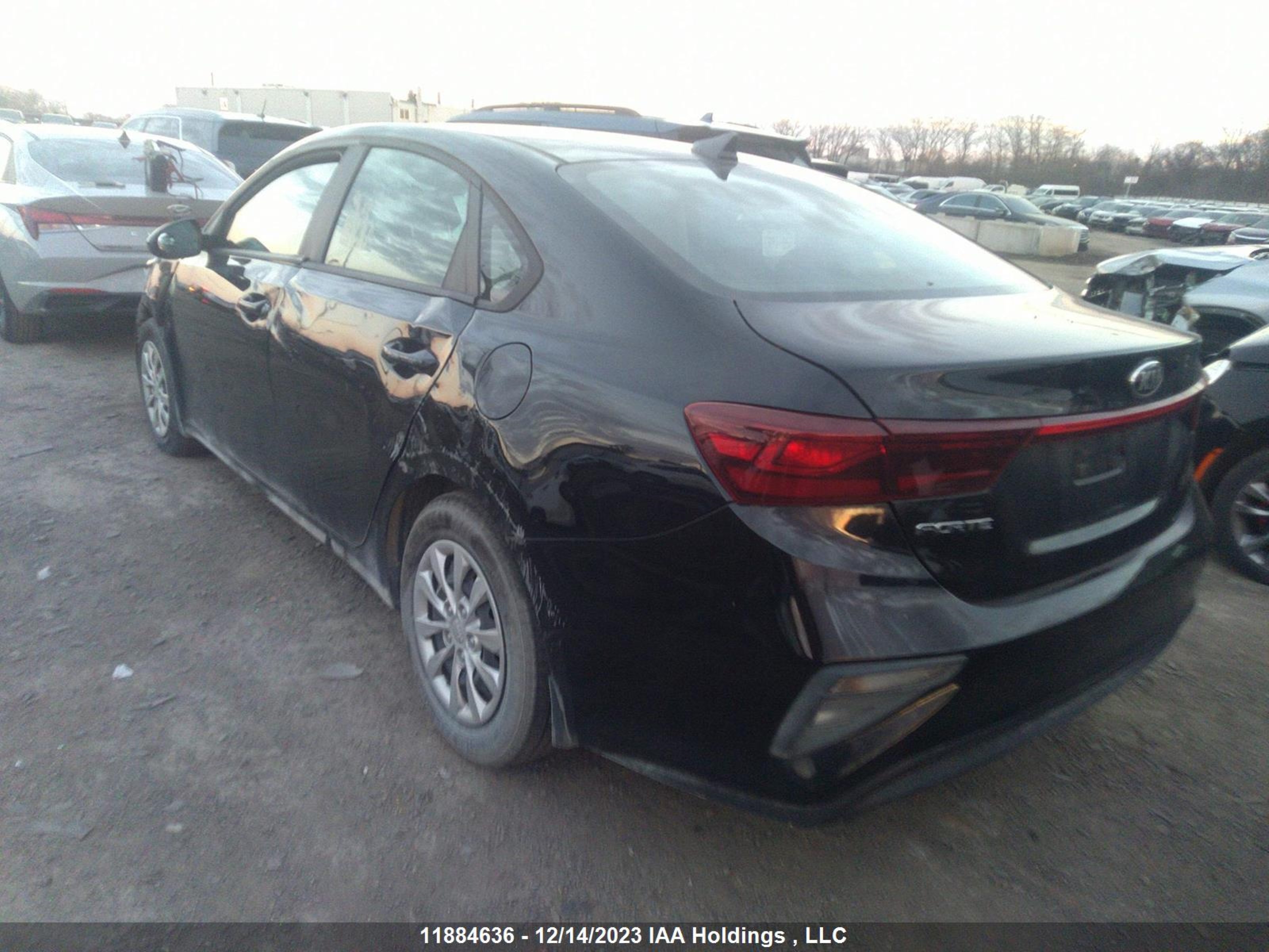 Photo 2 VIN: 3KPF24AD1ME375793 - KIA FORTE 