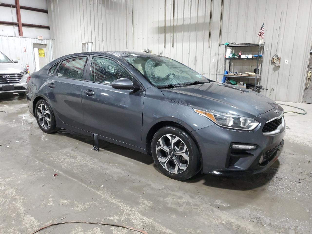 Photo 3 VIN: 3KPF24AD1ME408873 - KIA FORTE 