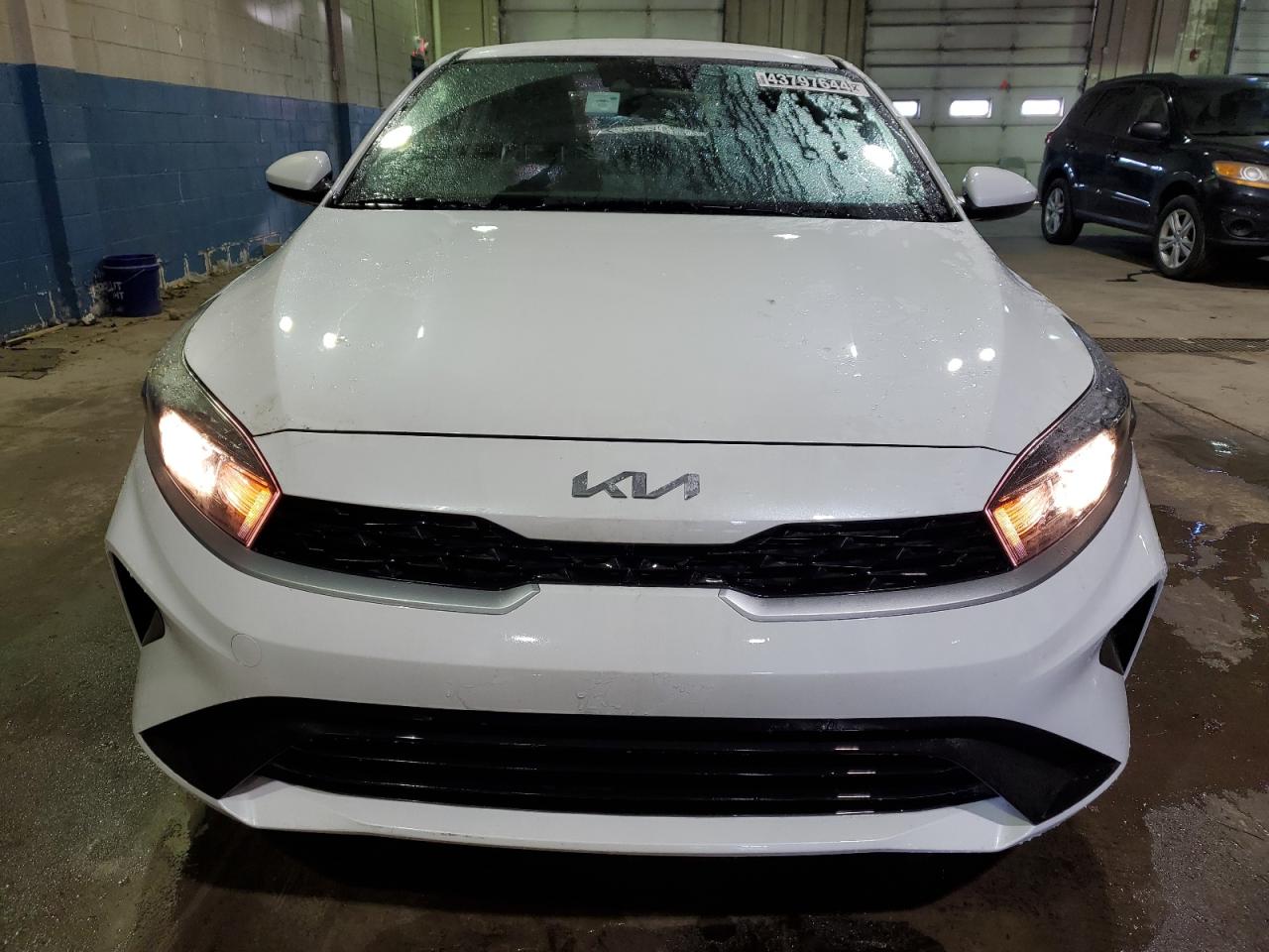 Photo 4 VIN: 3KPF24AD1NE418711 - KIA FORTE 