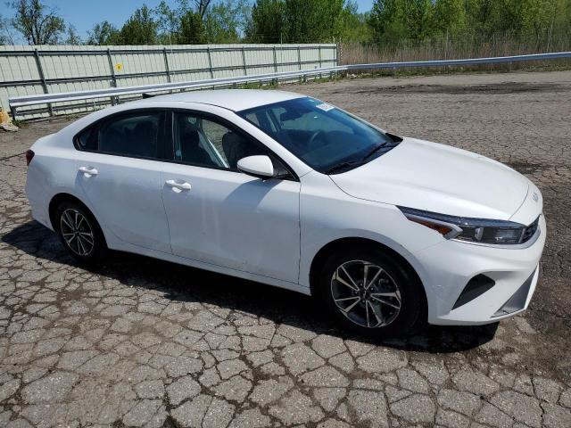 Photo 3 VIN: 3KPF24AD1NE451918 - KIA FORTE 