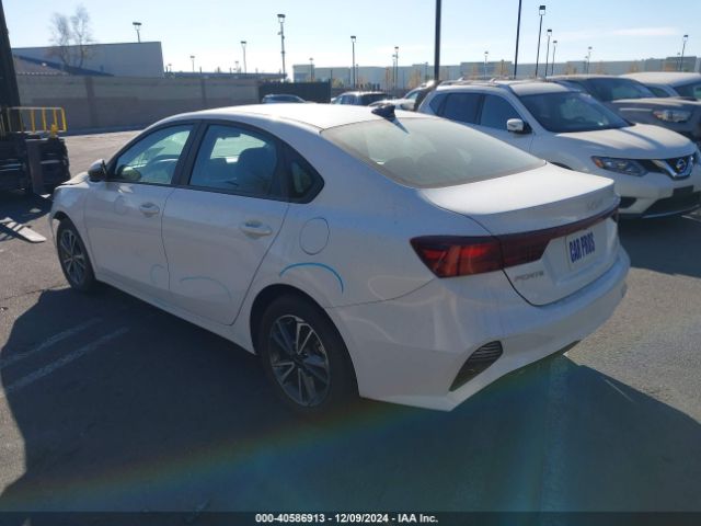 Photo 2 VIN: 3KPF24AD1NE481727 - KIA FORTE 