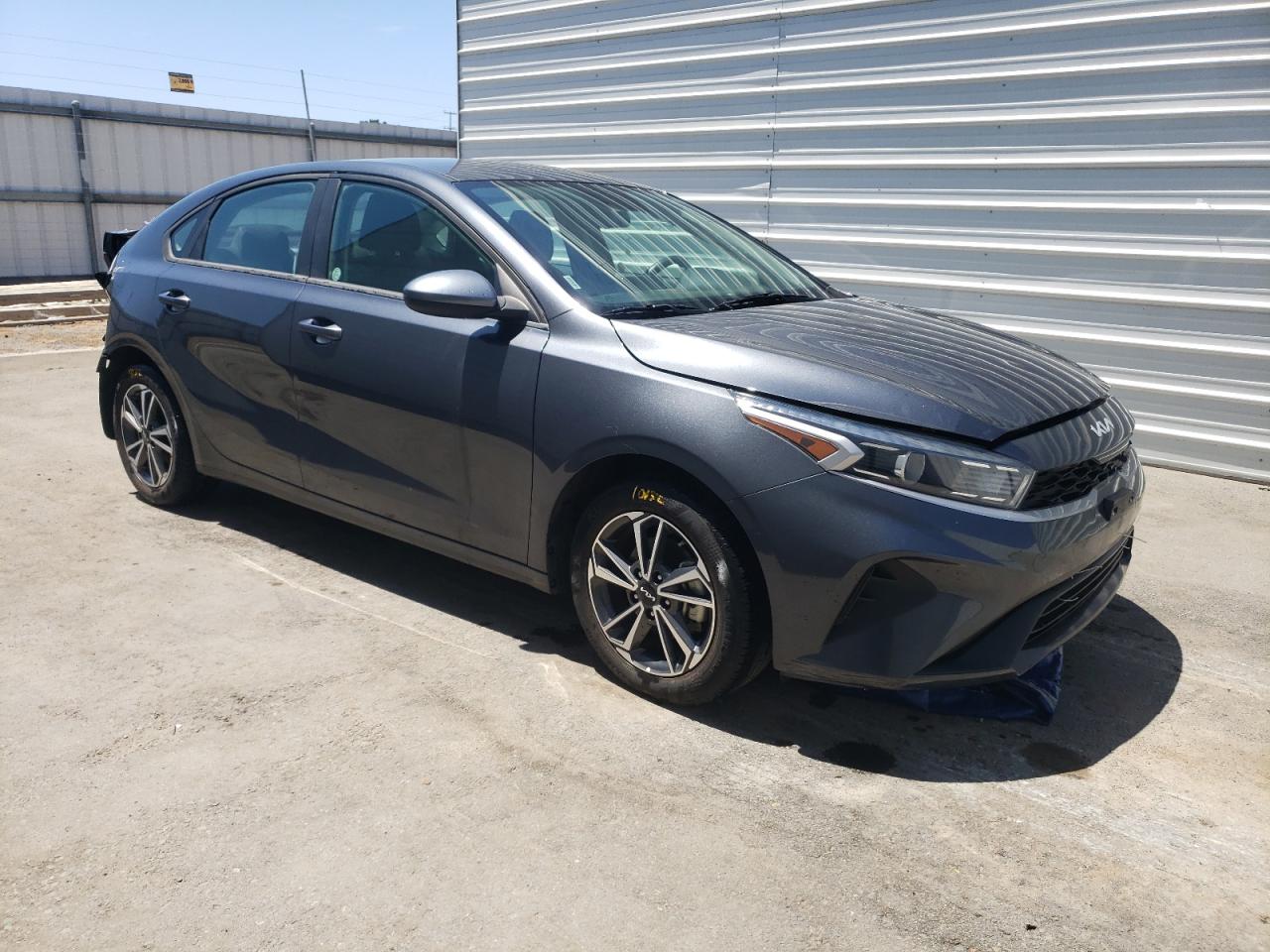 Photo 20 VIN: 3KPF24AD1PE525504 - KIA FORTE 