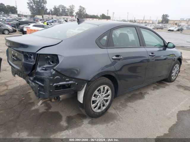 Photo 3 VIN: 3KPF24AD1PE551164 - KIA FORTE 