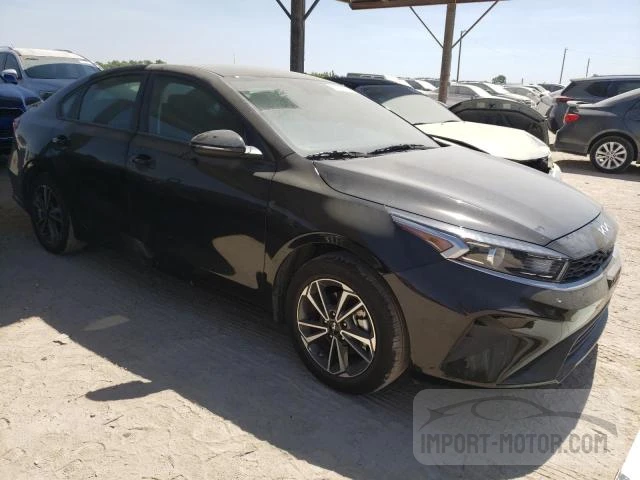 Photo 3 VIN: 3KPF24AD1PE572421 - KIA FORTE 