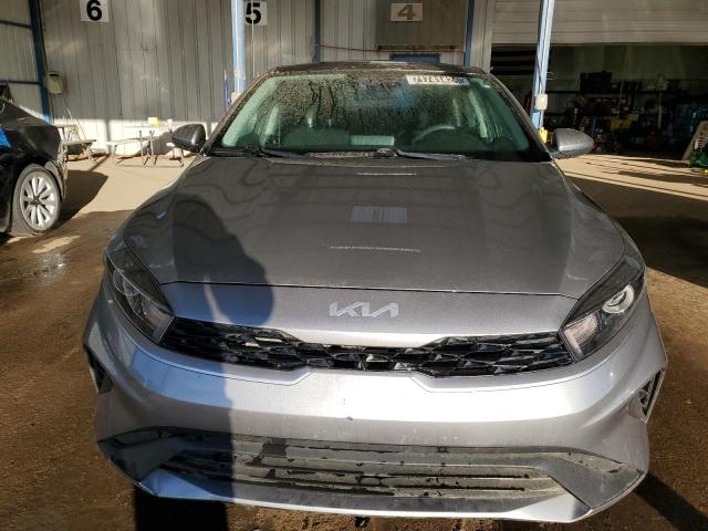 Photo 4 VIN: 3KPF24AD1PE588411 - KIA FORTE LX 