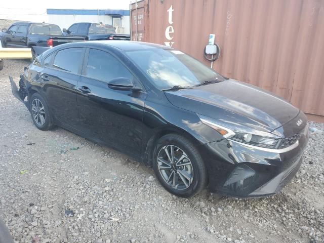 Photo 3 VIN: 3KPF24AD1PE590241 - KIA FORTE LX 