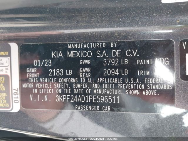 Photo 8 VIN: 3KPF24AD1PE596511 - KIA FORTE 