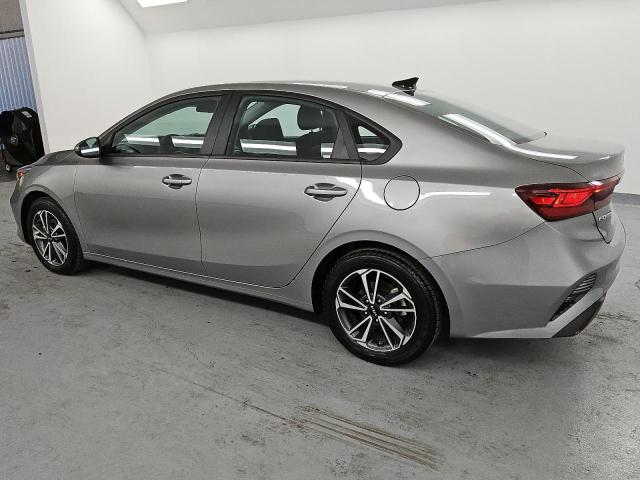 Photo 1 VIN: 3KPF24AD1PE596539 - KIA FORTE LX 