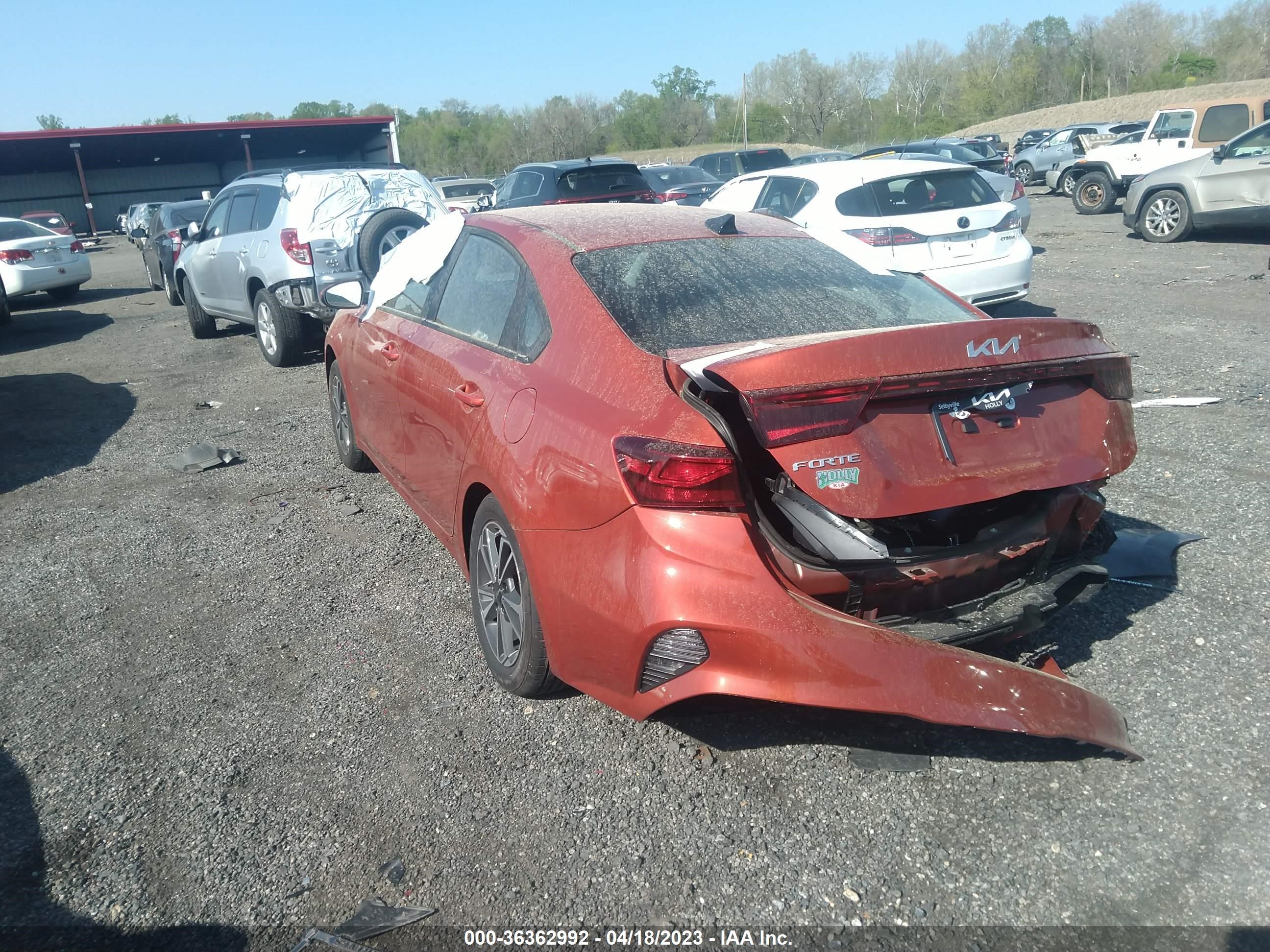 Photo 2 VIN: 3KPF24AD1PE602906 - KIA FORTE 