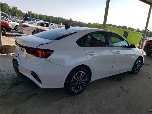 Photo 2 VIN: 3KPF24AD1PE624744 - KIA FORTE LX 