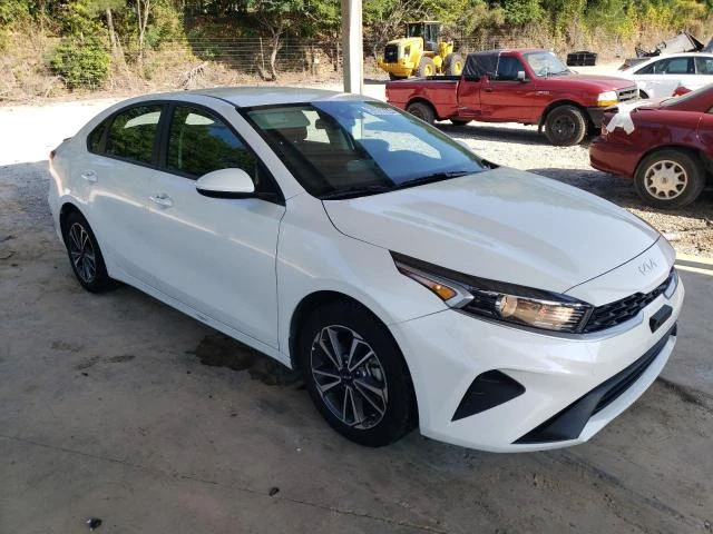 Photo 3 VIN: 3KPF24AD1PE624744 - KIA FORTE LX 