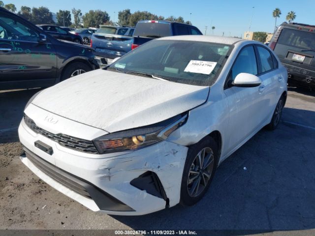 Photo 5 VIN: 3KPF24AD1PE653564 - KIA FORTE 