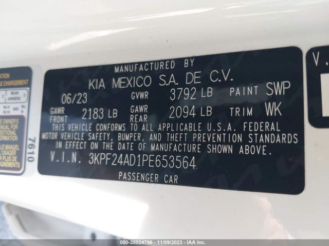 Photo 8 VIN: 3KPF24AD1PE653564 - KIA FORTE 