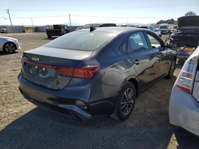 Photo 2 VIN: 3KPF24AD1PE670543 - KIA FORTE LX 