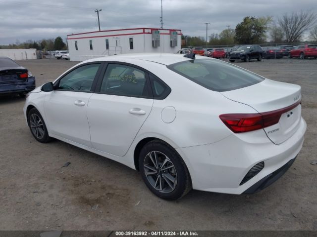 Photo 2 VIN: 3KPF24AD1PE676679 - KIA FORTE 